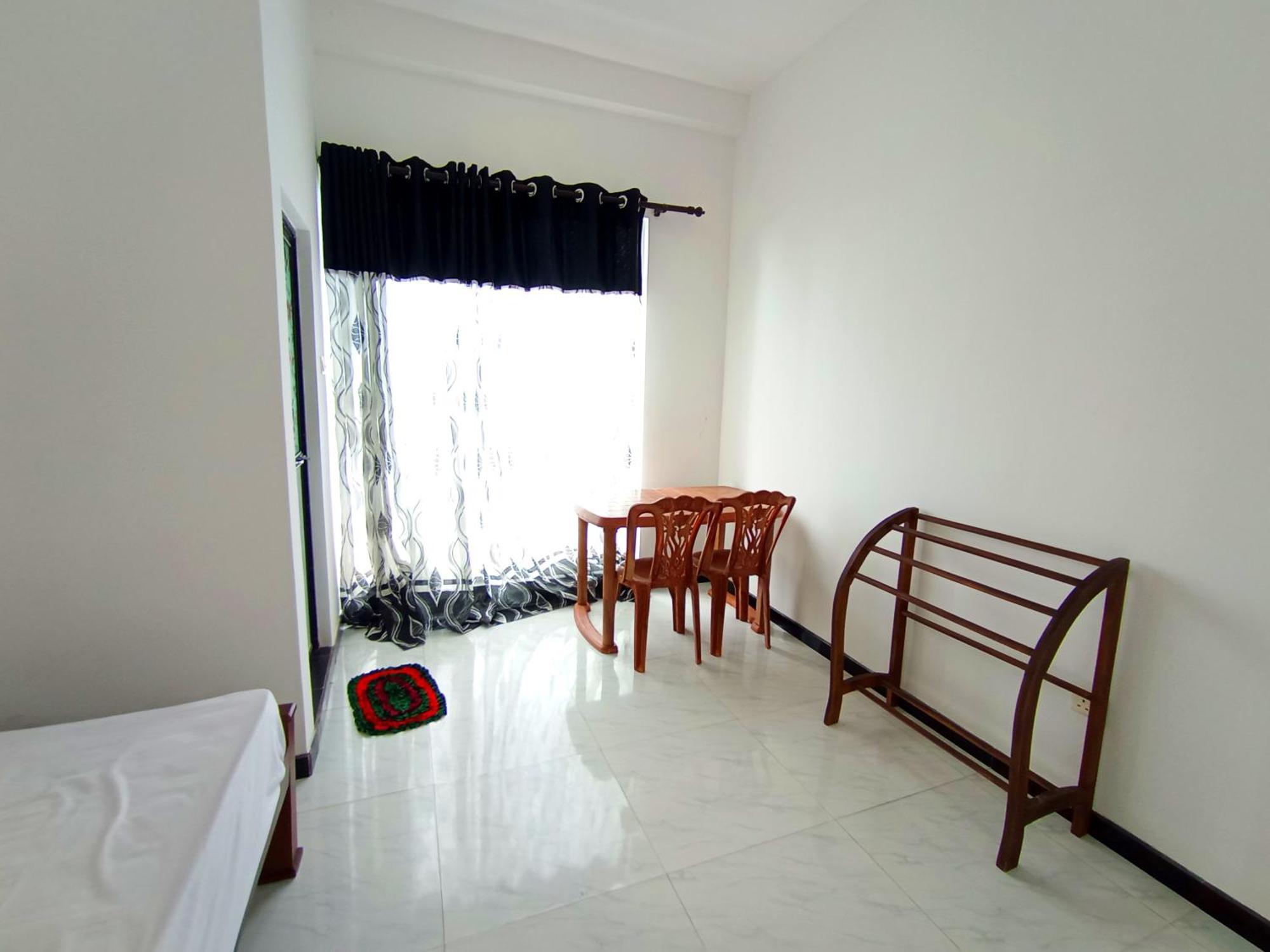 Hotel Blue Waves Ocean Mirissa Exterior foto